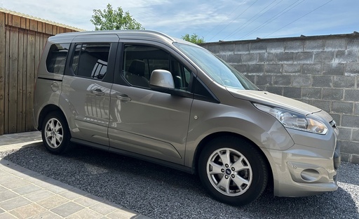 Ford Tourneo Connect 1.0 EcoBoost Titanium Pano Navi Camera 80000km